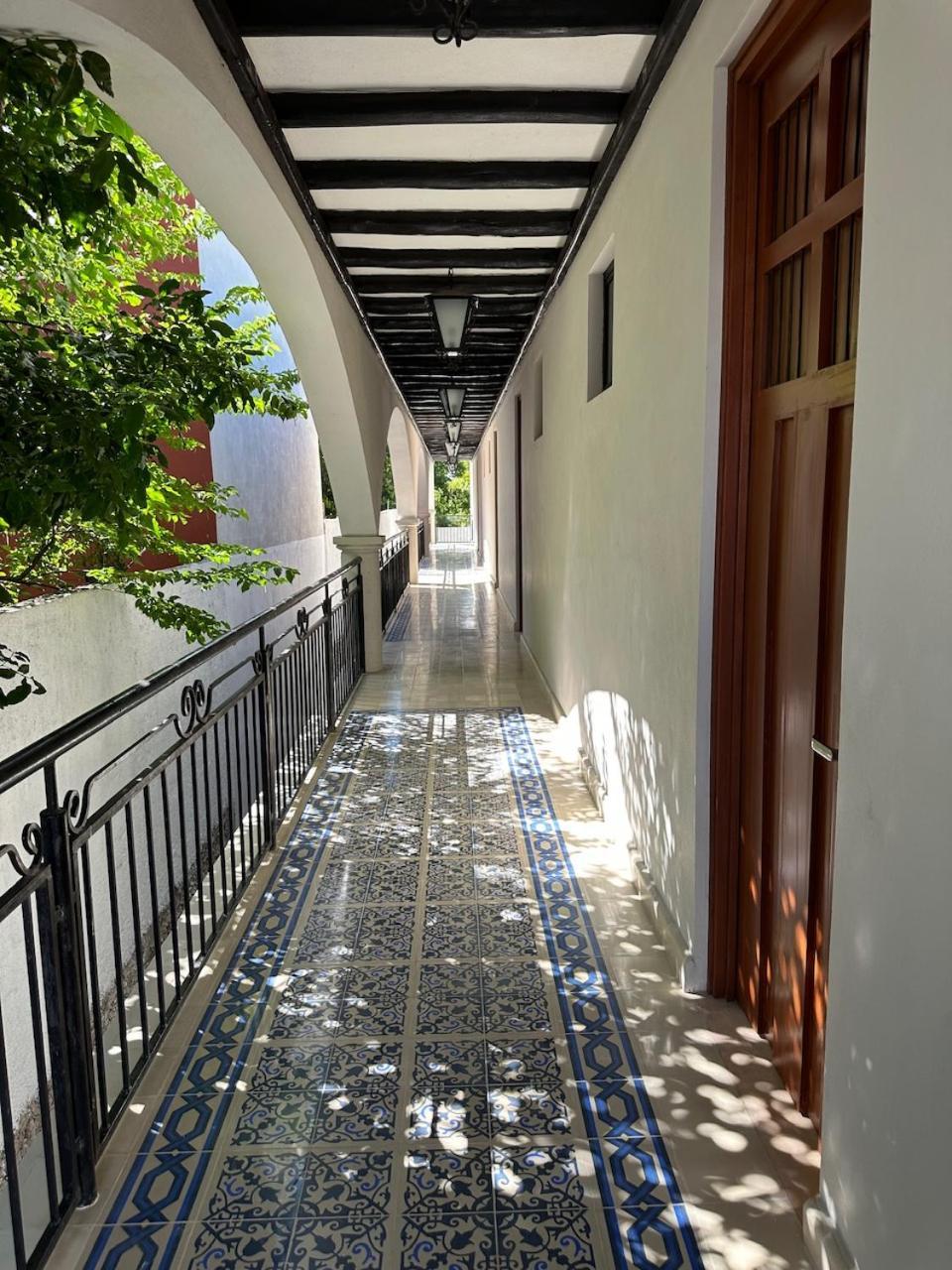 Frater Yucatan Hotel فالادوليد المظهر الخارجي الصورة